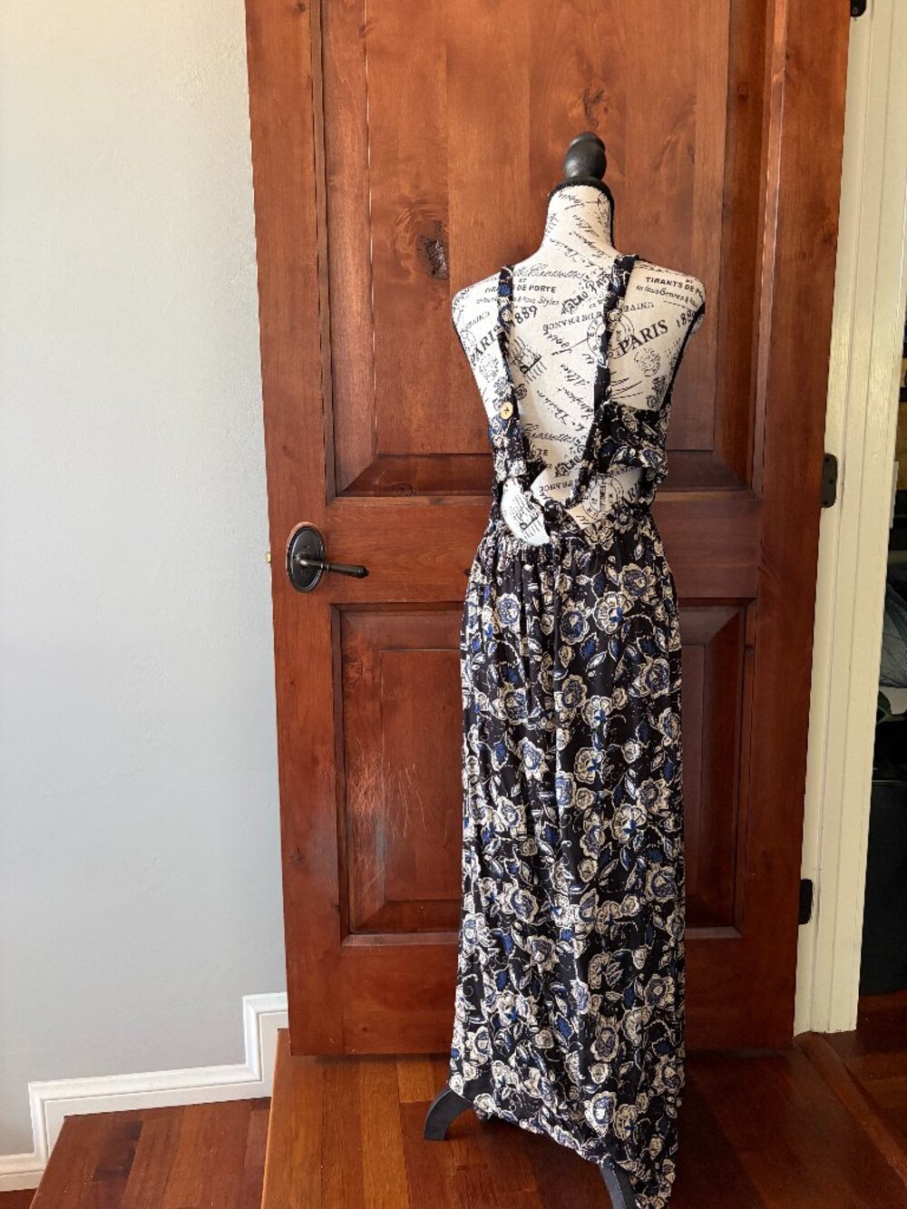 ANGIE Floral Button Front Maxi Dress | Size Medium | Boho Open Back - Picture 4 of 5